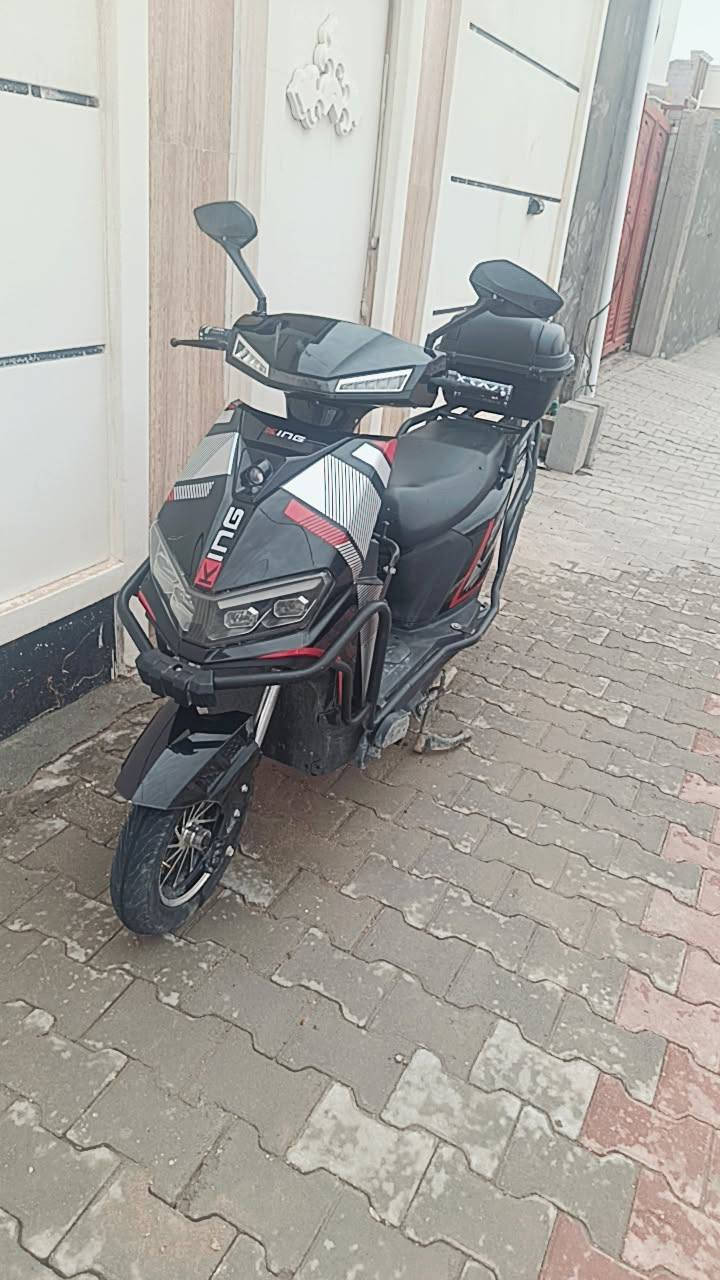 دراجه شحن 2025 السعر 700 بي مجال بسيط (الخالديه).
بطاريات جديده الفحص والاستفسار الاتصال ب ***********
