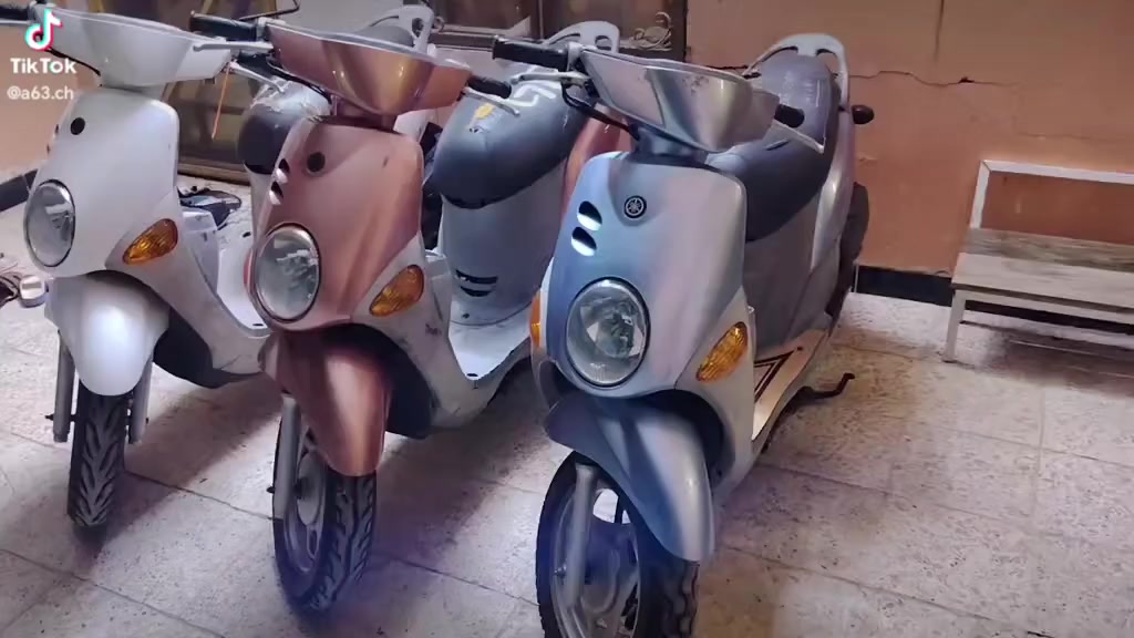 السلام عليكم شباب
دراجات فله رمبه عنوان كوت الخاجيه شارع ٤٠
السعر اتصل *********** واني بخدَمتك
