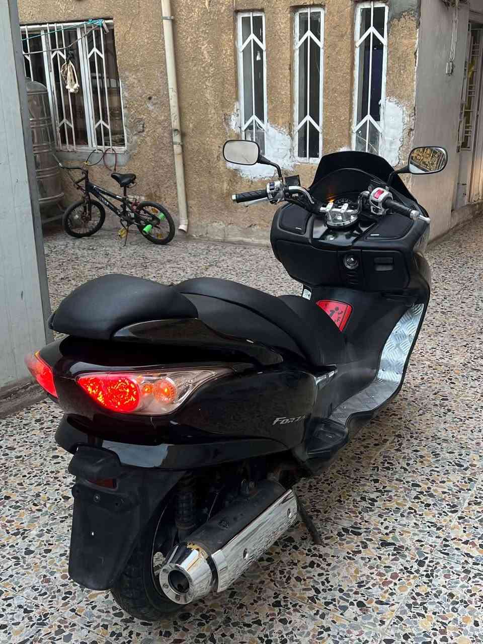 فورزا بصمه 0️⃣_9️⃣ كرستال دراجة كامله مابيه نقص كهربائيات كله شغاله اوراق موجوده السعر( مليون وميه
مكاني بغداد مدينه الصدر ***********
