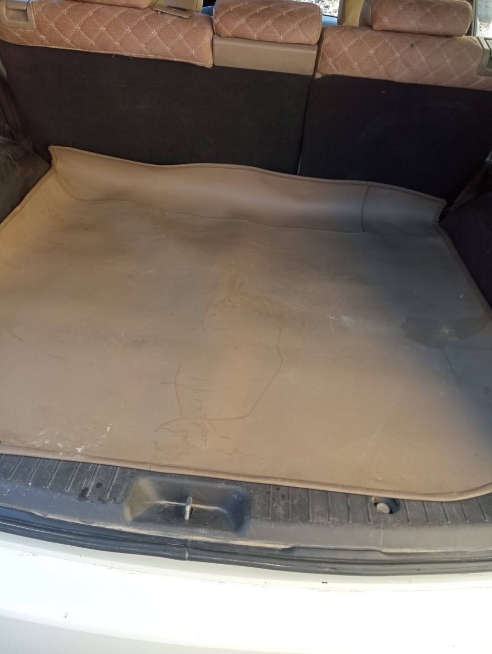 السلام عليكم سنتافي خلجي موديل 12 مكينة اربعة دوش سيارة فول 7 راكب 3 قطع تبريد تحكم سترن شاشة دوارة كامرة سنتر لوك بصمة فتحة اشاير بالمري تبريد تدفئة مكفولة فقط بارد السونار مرفق السعر 135 مكانه حلة سنوية صاقطة على المشتري راعيه كردي م***********
