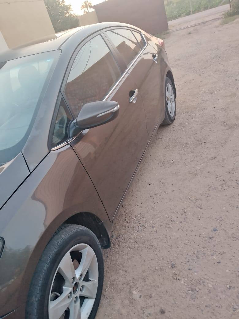 سلام عليكم سيراتو2015سيارة خليجية بس بل عراق صار بيهة بارد بل جاملق لايمن وشوية بل بنيد شقل درجة اولة سيارة فول مواصفات1/1
خير من الله كير محرك مكفولات وسيارة عارظهة125وبيهة مجال رجأن لمو شراي لا يخابرني  تواصل عل رقم وبيه واتساب***********
