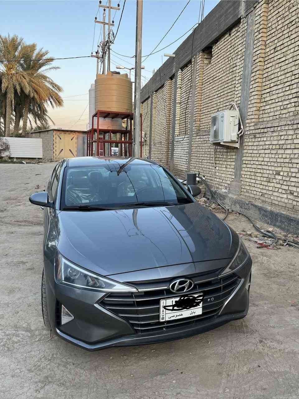 السلام عليكم النترا2019 وراد امريكي نص فول  كلين  كفاله عامه من كل النواحي موجود سونار، كير ايتي ماشيه 34 .رقم بابل جديد بأسمي محرك2000 دوش  سياره كفاله حته من شخوط  دوشمه وكاعيه جدد  زنون عالي ناصي مكان السياره بابل مسيب***********
