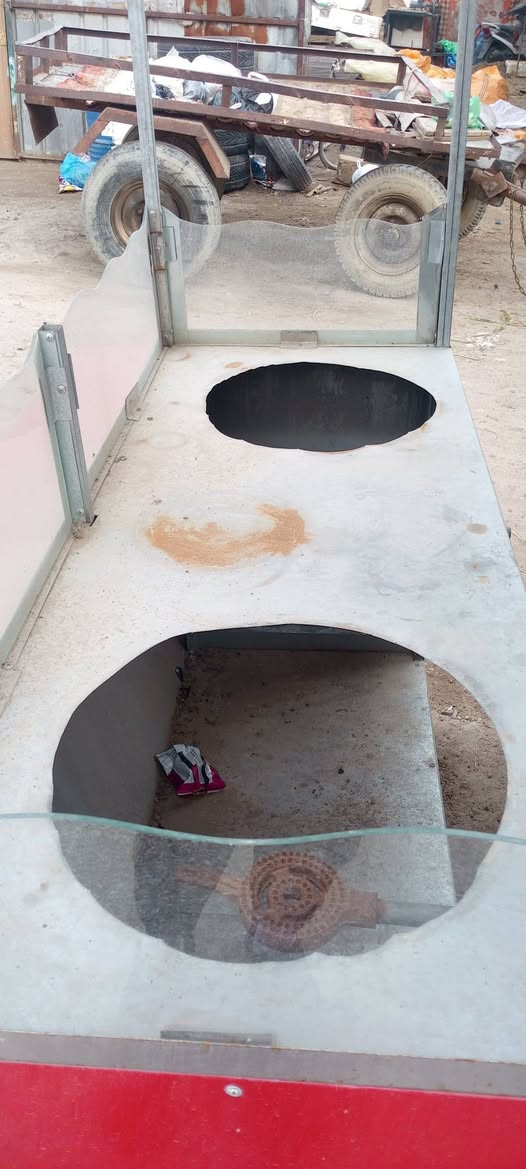 سلام عليكم عربانه مال لبلبي الباكله البيع السعر ٢٥٠وبيه مجال حك الجيه بغداد الشعب 
***********
