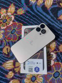 ايفون ١٦بروً ماكس شرق اوسط نضافه ١٠٠/ جهاز مكفول من الفتح وصيانه بطاري...