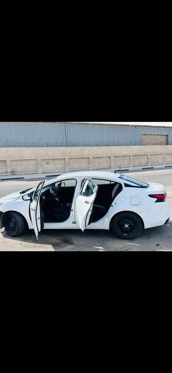 نيسان فيرسا 2020 
معوقين بعد سنه وتصير حره وكاله عامه جاهزه
امريكي حادث بنيد والجاملق بيه صبغ +البنيد والدعاميه يحتاجن صبغ ماصابغهن مغلفهن فابلون
السياره تبريد ثلج محرك كير خير من الله لاتبخير ولاتنقيص
لكن بيه نقوصات قليله اني مافارغ طالب جامعه ومافارغ اكمله 
السعر 85 بيه مجال باقي التفاصيل واتساب
***********
