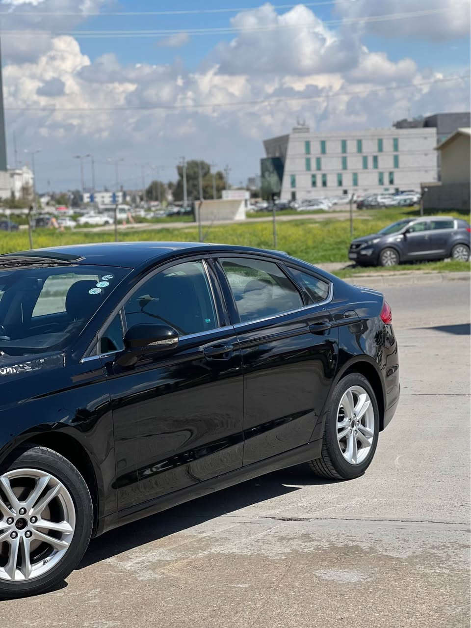 فۆرد فیوژن مەکینە ٢.٥ مواسەفات SE   ٢٠١٨
سەیارەکە فول مواسەفاتی مەکینە گەورەیە 
کوشن کارەبای 
٣ شاشە
کار پلەی 
راداری پێشەوە 
راداری ئاوێنە
حاسە 
کامێرا  
لایت ئەوتۆ  بەرزی و نزمەکەی دەرەجە یەک لایتی بۆ بەستراوە 
سەیارەکە کامل جوانکاری بۆ کراوە و توندو تۆلە 
سەنەوی تازەیە بەناو خۆمانە 
تایەی تازەی بۆ کراوە 
٥ پارچەی بەخی ئەمریکایە بێ ناو بێ ئێرباگ واتا لەسەر شوخت پەمپ کراوە 
سعری ١١٠ و مەجالێکی کەم أربيل, العراق


**إذا كنت صاحب هذا الإعلان وتريد حذفه لأي سبب، رجاءا أرسل رسالة إلى الدعم الفني**