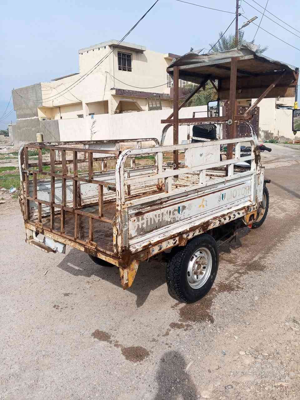 السلام عليكم ستوته للبيع ستوته نضيفه موديل 13 بلادي اوراق كامله السعر 675 وبيه مجال قليل *********** الشراي يتصل عل رقم المكان ديالى الغالبيه
