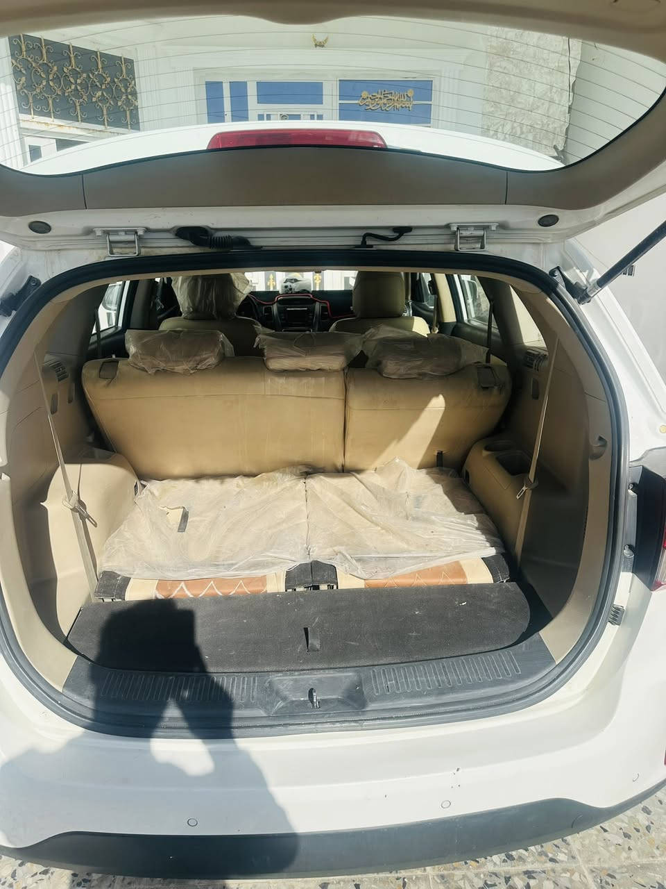 السلام عليكم 
سورنتو للبيع فقط 
رقم بغداد 
مكفولة 
بعدها بفابلون الشركة
جديده بمعنى الكلمة 
موديل 2013 
مريي قلاب 
محرك 2400
وبالعافية ع الي ياخذها 
***********للاستفسار

‭٠٧٨٠ ٧١٣ ٠٧٦٠‬
