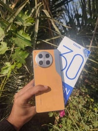 كامون 30برو نضافه 90مكفول السعر170قفل رقمي 07868001823