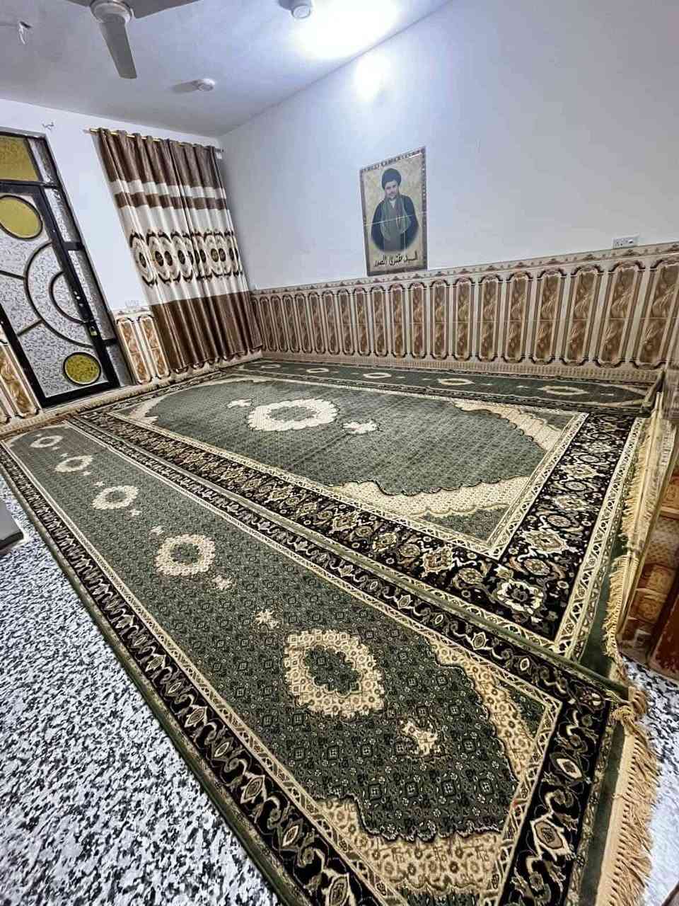 السلام عليكم كاونتر للبيع تسكام مرمر 
برده طول 3وربع مستخدم شهر واحد بعدها جديده كلش للبيع 
زوليه طول 6والعرض 3للبيع هيه ومداتها نظيفه كلش 
الاستفسار خاص ***********
