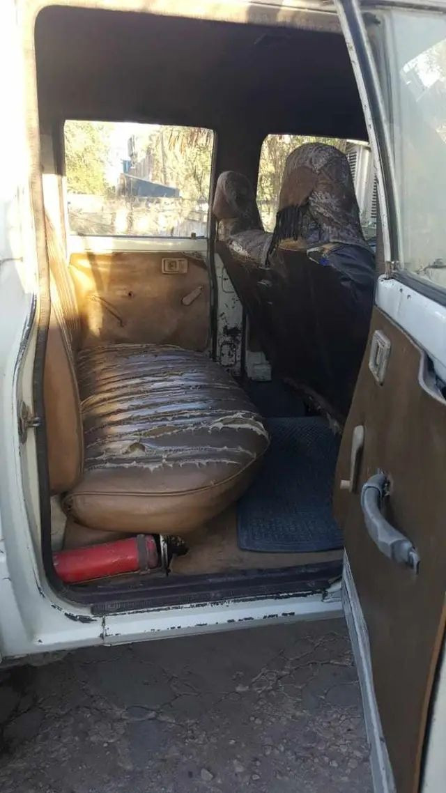 للبيع تويوتا ستاوت 82 بغداد رقم أصفر سنويه عظم لنهاية 2024 محرك مجفت قبل سنه كير جيد باتري جيد تاييرات  جيده السياره شغاله نستعمله يرادله  سمكره تعمير وخزان بنزيين السعر  23  ورقه


**إذا كنت صاحب هذا الإعلان وتريد حذفه لأي سبب، رجاءا أرسل رسالة إلى الدعم الفني**