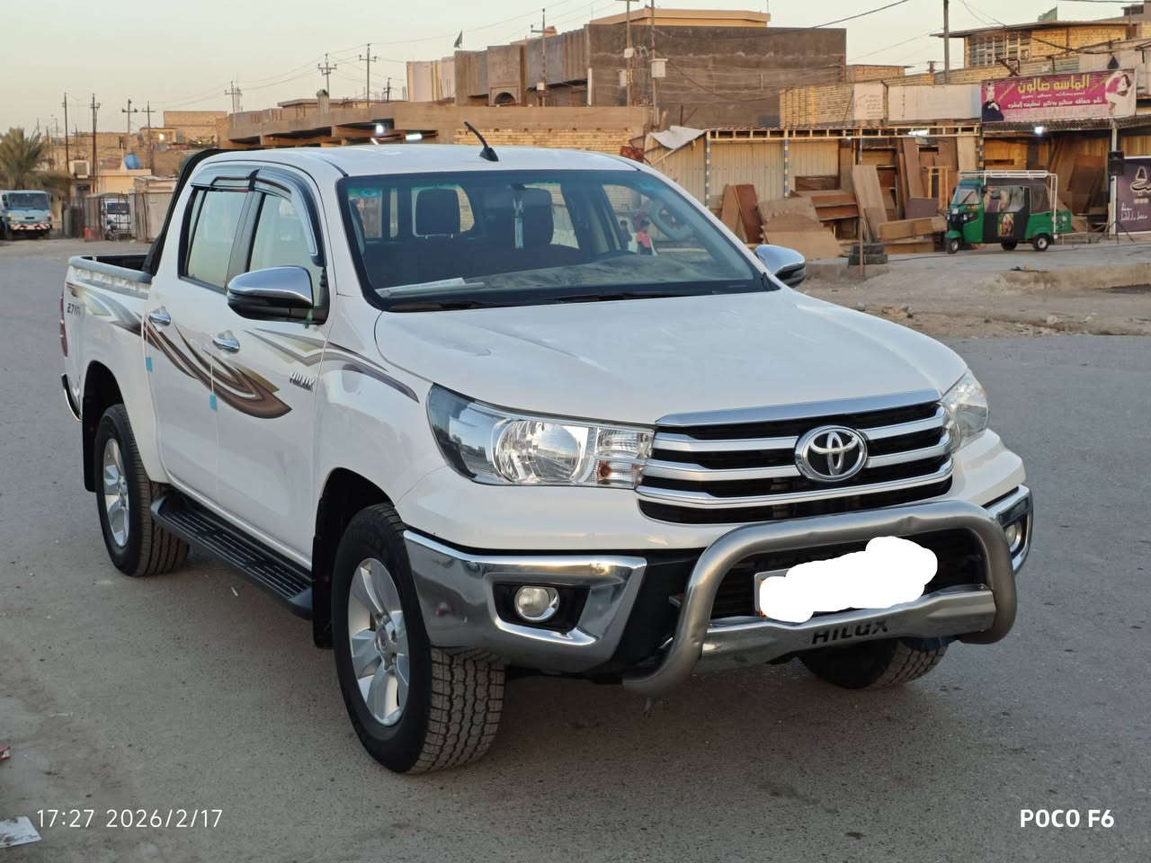 سلام عليكم تيوتا هايلوكس موديل 2018 فور ويل مكفوله كفاله عامه تحويل مباشر مكان بغداد استفسار عل رقم ***********
