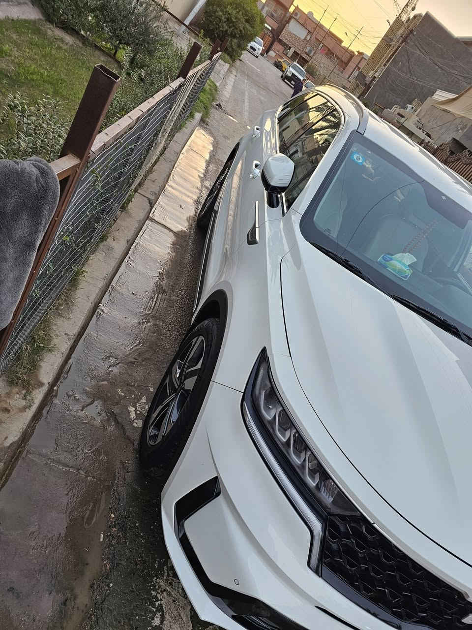 سلام عليكم  سورنتو للبيع موديل ٢٠٢٢
فول واحد على واحد من عده فتح 
الكير موس ساير بريك دكمه تشتغيل عن بعد 
سياره باسمي توحيل ثاني يوم 
هذا رقم راعيه مكلف بنشر 
رقم الهاتف ***********
