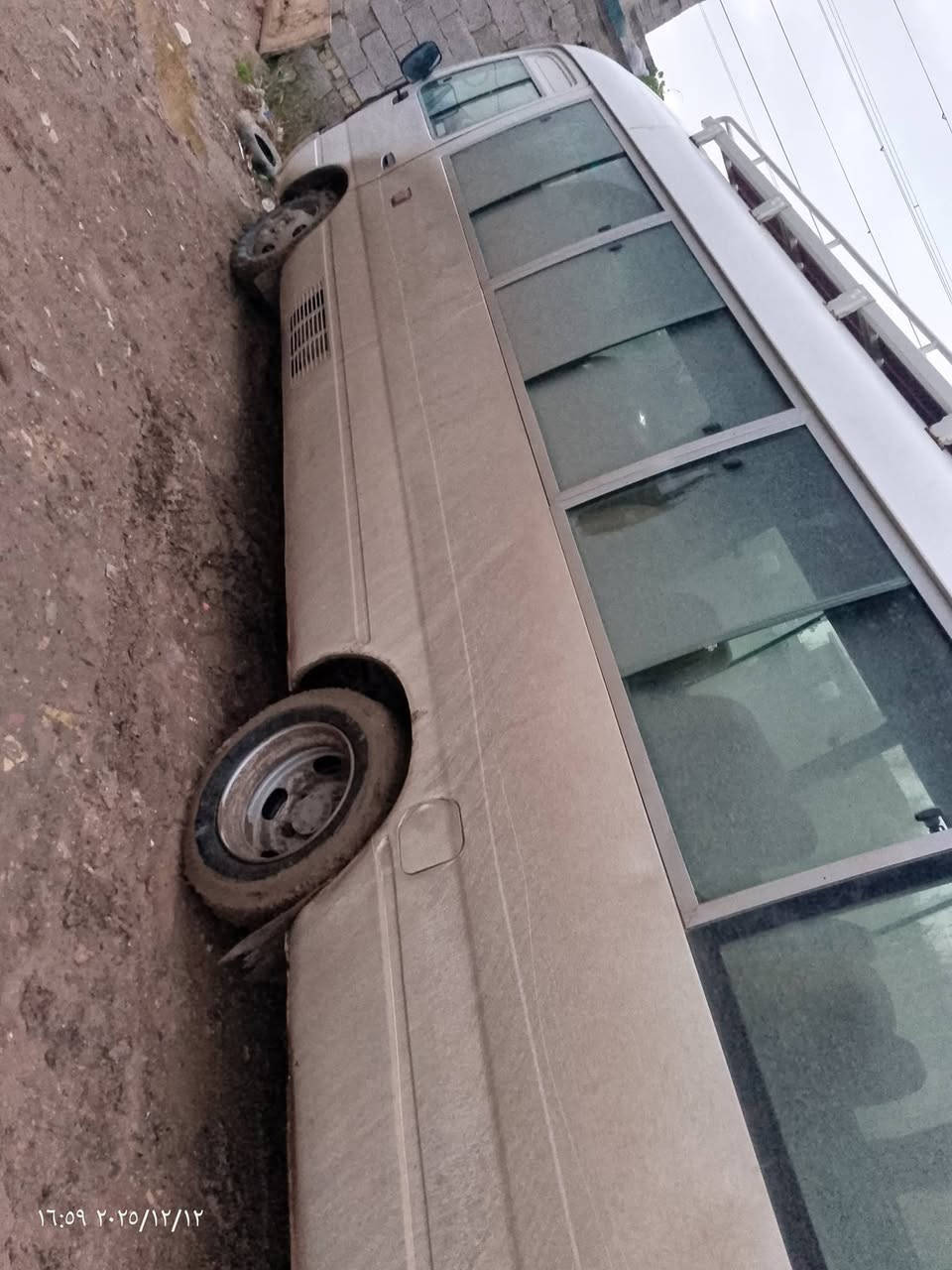 السلام عليكم كوستر ٨ كير مكينة اكسل كفالة السيارة مصفرة غرامات تحويل ثاني يوم داخل  جديد قلاب ستاركس السعر ٢٢٥ وبيهة مجال ***********
