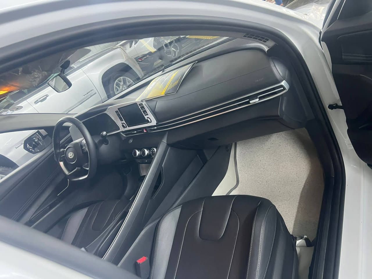 السلام عليكم للبيع النترا ٢٠٢٥ خليجي تجميع الصين السياره زيرو ومكفوله كفاله عامه السياره فول موصفات بصمه فتحه لايت زنون كرسي كهرباء اشير ترحيب وهواي بيه موصفات السعر ١٥٠ وبيه مجال للستفسار*********** بغداد بغداد, العراق
