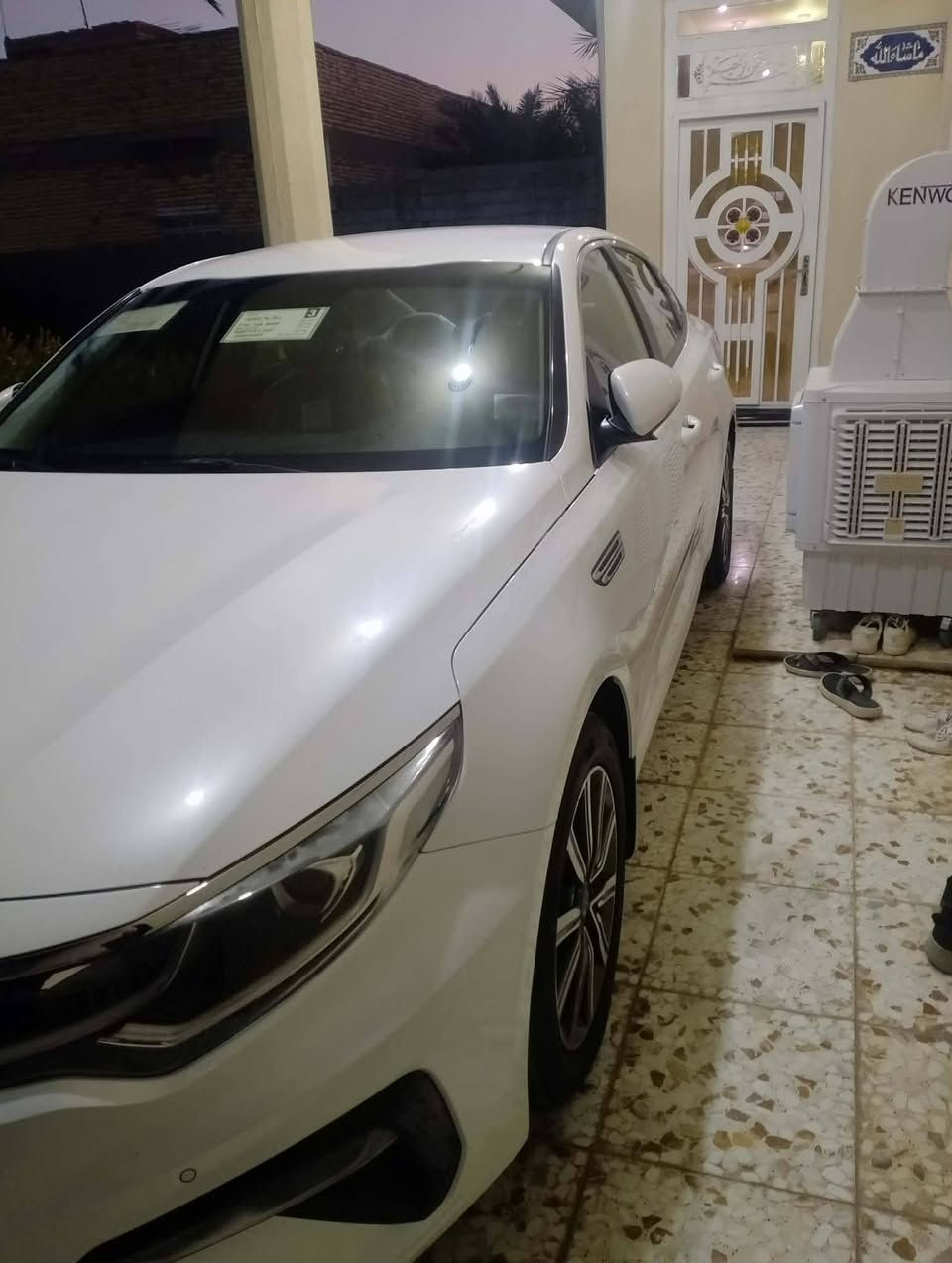 السلام عليكم كيا اوبتيما موديل 20 خليجي محرك 2400 ماشيه 71  السيارة رقم بغداد عنوان واسط مركز المدينه سياره جديده بعده بل الكارتون زيرو على ايدينه السعر اتصل على الرقم ***********
