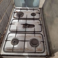 طباخ مع مروحة جدارية للبيع الطباخ نظيف تمام  بس هاي العين اللي موضحة ب...
