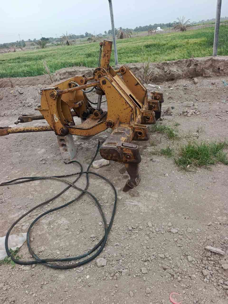 روتر خلفي للبيع ماجي 12 موديل 93. كامل مكمل ما عايز برغي شراي اتصل اويدلل. ***********
