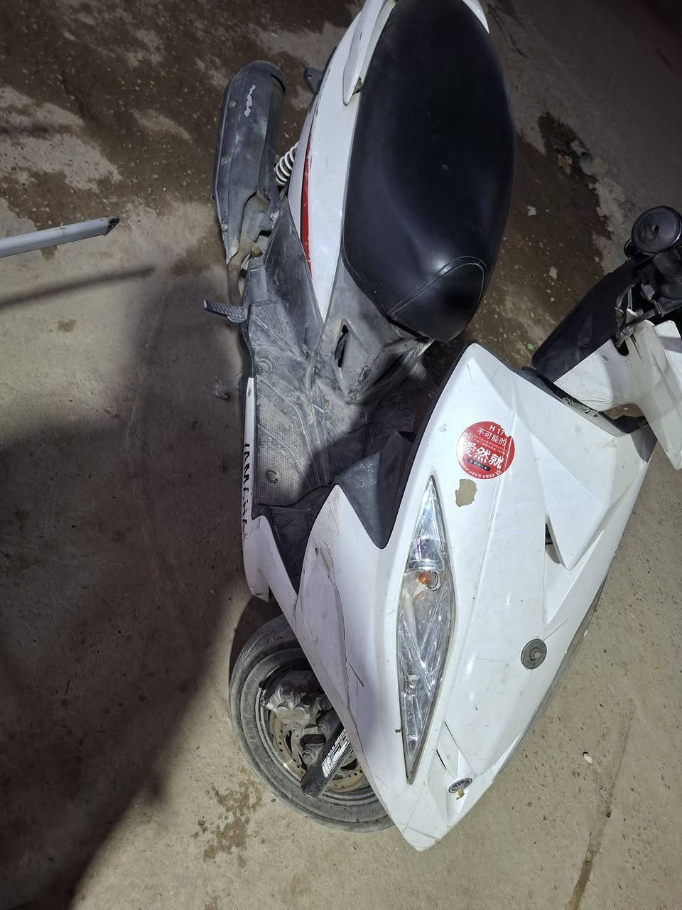 سلام عليكم دراجه لبيع جيتي ار مكينه ابلدي كفرات اصلي مكاني الكاظميه السعر 800 ابيه مجال ***********
