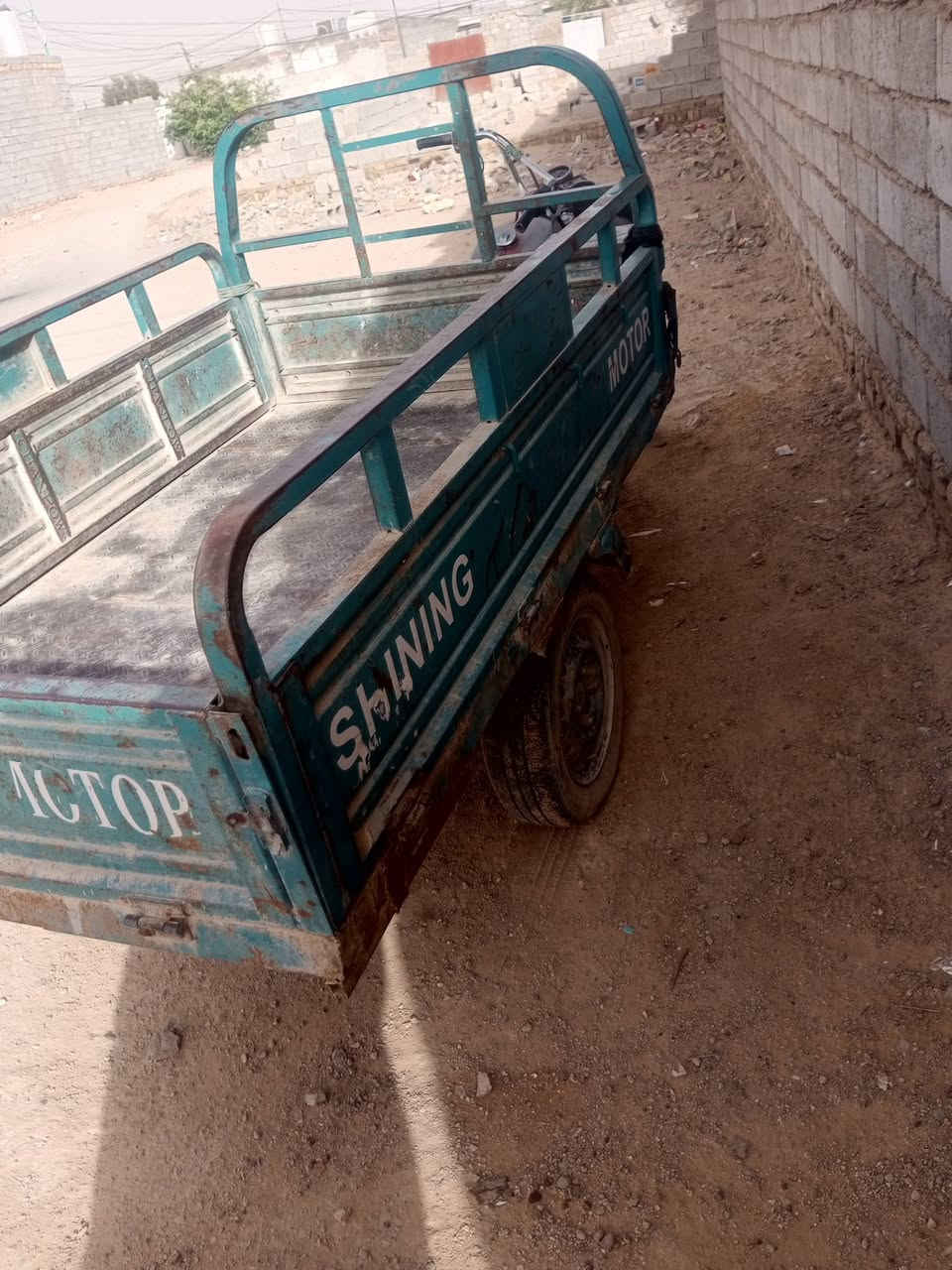 ستوته موديل 16 اوراق اصولي بس الثالث مايشتغل بل محرك 900وبيه مجال الخاص مفتوح


**إذا كنت صاحب هذا الإعلان وتريد حذفه لأي سبب، رجاءا أرسل رسالة إلى الدعم الفني**