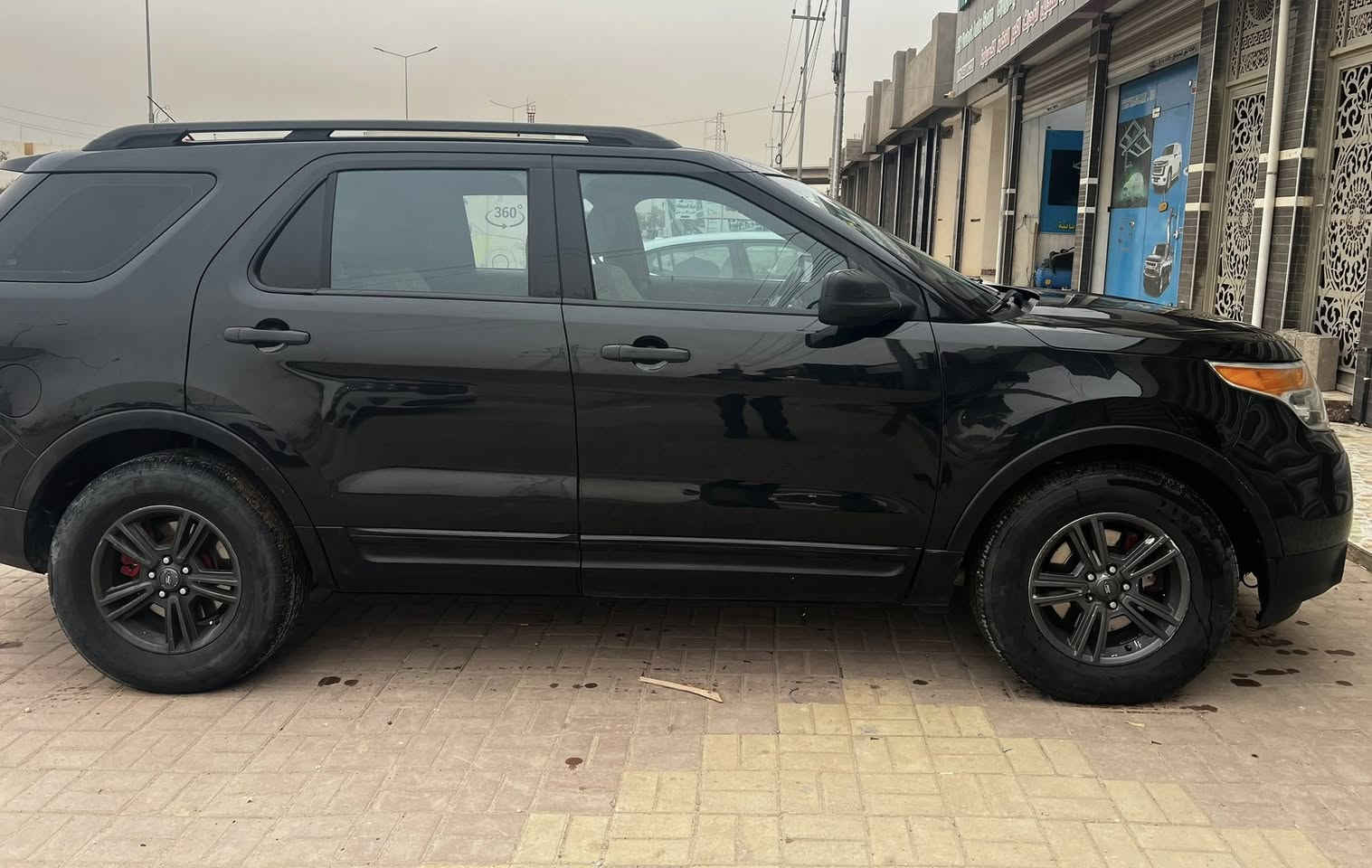 للبيع سيارة فورد اكسبلور 2014  6 سلندر سيارة نظيفة وكاملة ضررها جاملغ وبابين جهة الراكب ودعامية امامية وبارد بسيط￼
باسمي السيارة 
رقم الشاصي     1FM5K7B88EGA16789

السعر : 145 وبي مجال 

للأستفسار
***********￼
***********
