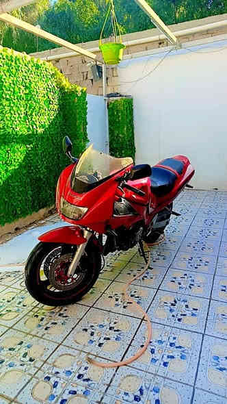 سلام عليكم دراجه ساسزوكي قرش ميكنه 400كام شفتات ٤ حساسات صالنصا رياضي كفرات موجوده اني شايله دراجه جاهزه نركه جيب فيتر وتعال نضيفه السعر ١٧ ورقه 
هاذه رقمي ***********
