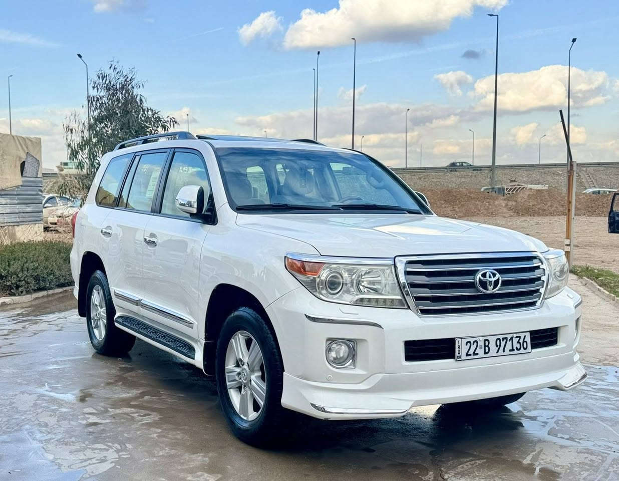 سلاو هاوڕێیان لاندکروزر 2013 gxr v8 قەپات مواسەفات ئاوێنە شەفت برێمی دەرەجە 1 سەیارەکە ڕەقەم و سەنەوی و ژینگە و هەموو شتی نوێیە بێ لێدان بێ سبوخ بێ قەپ و قۆپ و بێ تەحدیل بێ شوخت سەیارەکە هیچ هیچی نیە دەعامی لۆ دەعامی بەشەرت 100 هەزار عەقیقی ڕۆیشتووە سەیارەکە زۆر جوان و خاوێنە *********** أربيل, العراق
