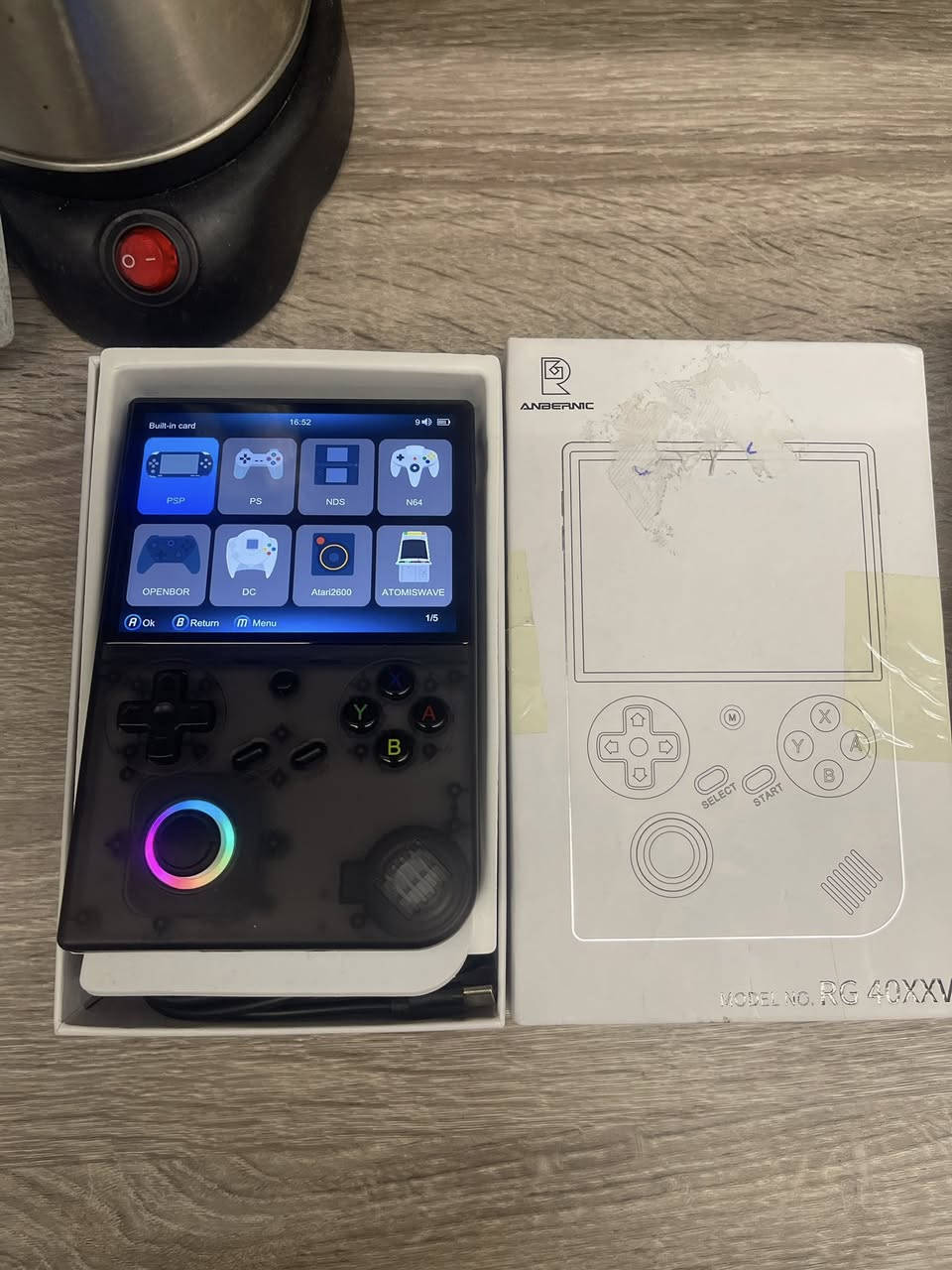 جهاز العابanabernic RG40 
واحد فحم ، واحد شغال 
سعر ثنيناتهم: ٦٠ الف ويه توصيل قفل قفل


**إذا كنت صاحب هذا الإعلان وتريد حذفه لأي سبب، رجاءا أرسل رسالة إلى الدعم الفني**