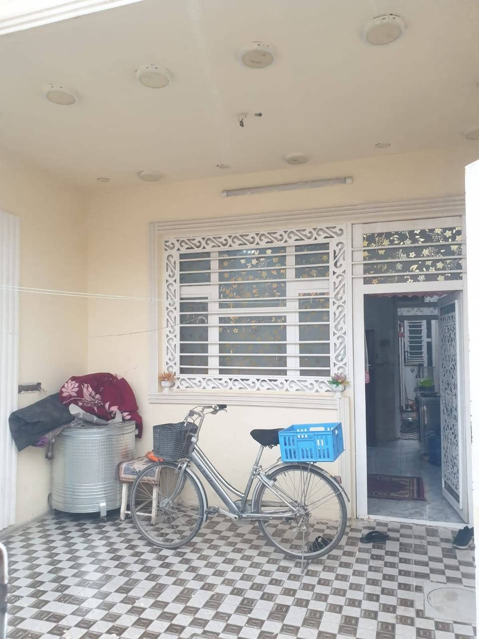 ●●  بيت طابو زراعي 25  للبيع ●●

○ بيت مساحة 150 متر طابو زراعي 25

○موقع / بستان الجمعية -سلمان باك   -المدائن

○البيت يحتوي / على غرفتين نوم + صالة + استقبال + مطبخ + صحيات   

○ بناء الدار حديثاً

○ البيت يحتوي على خدمات كاملة  وجاهزة 

○ سعر  مناسب  
 

● للاستفسار مراسلة الصفحة او الاتصال واتس اب على الرقم 

☆ ابو نواف ***********

☆ابو نواف ***********
