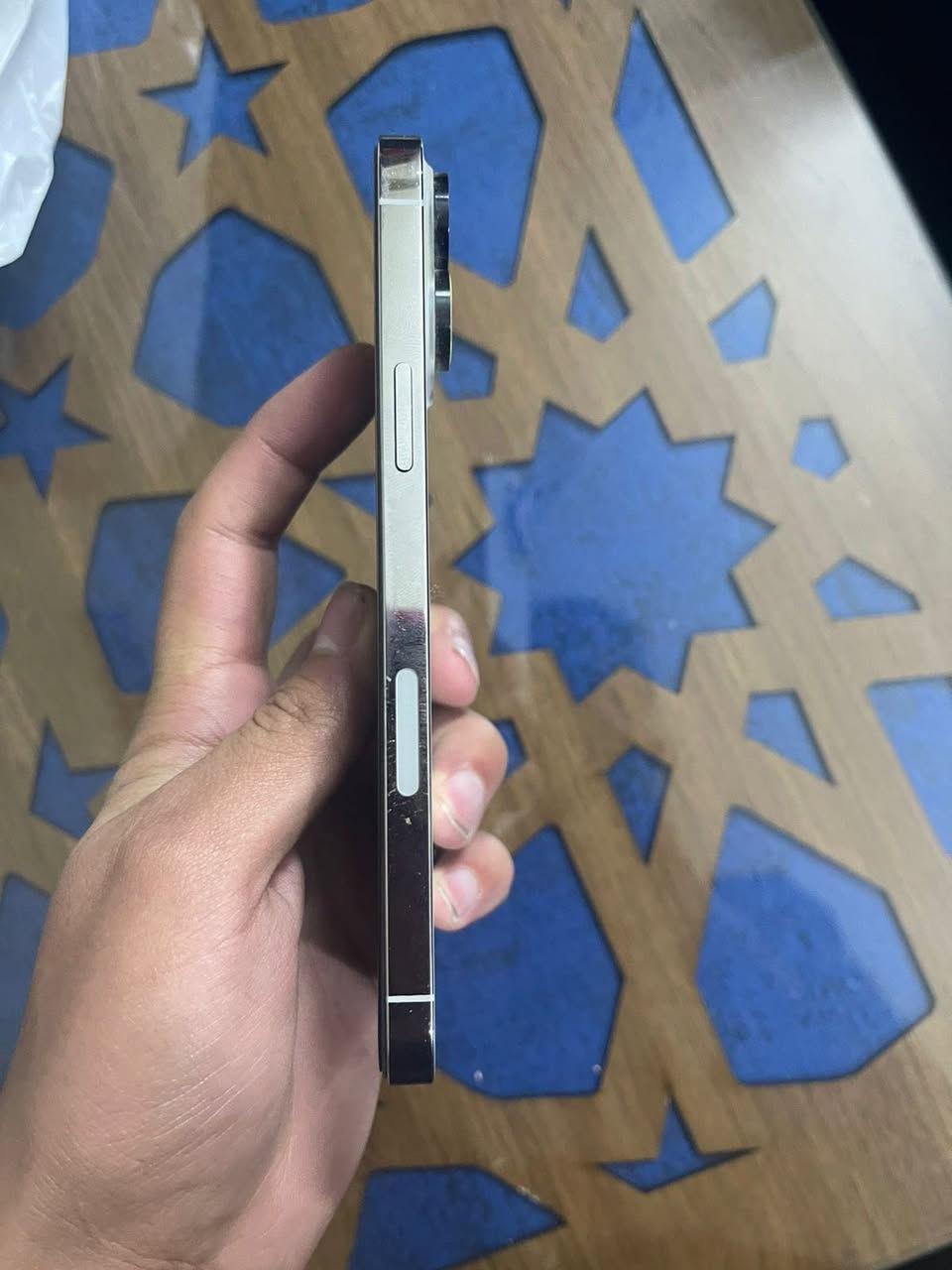 سلام عليكم 13برو ماكس شاشه تفصيخ كدامكم ب250الف بدلته 256 بطاريه78 سعره 525وبي مجال مكاني بغداد البلديات ***********
