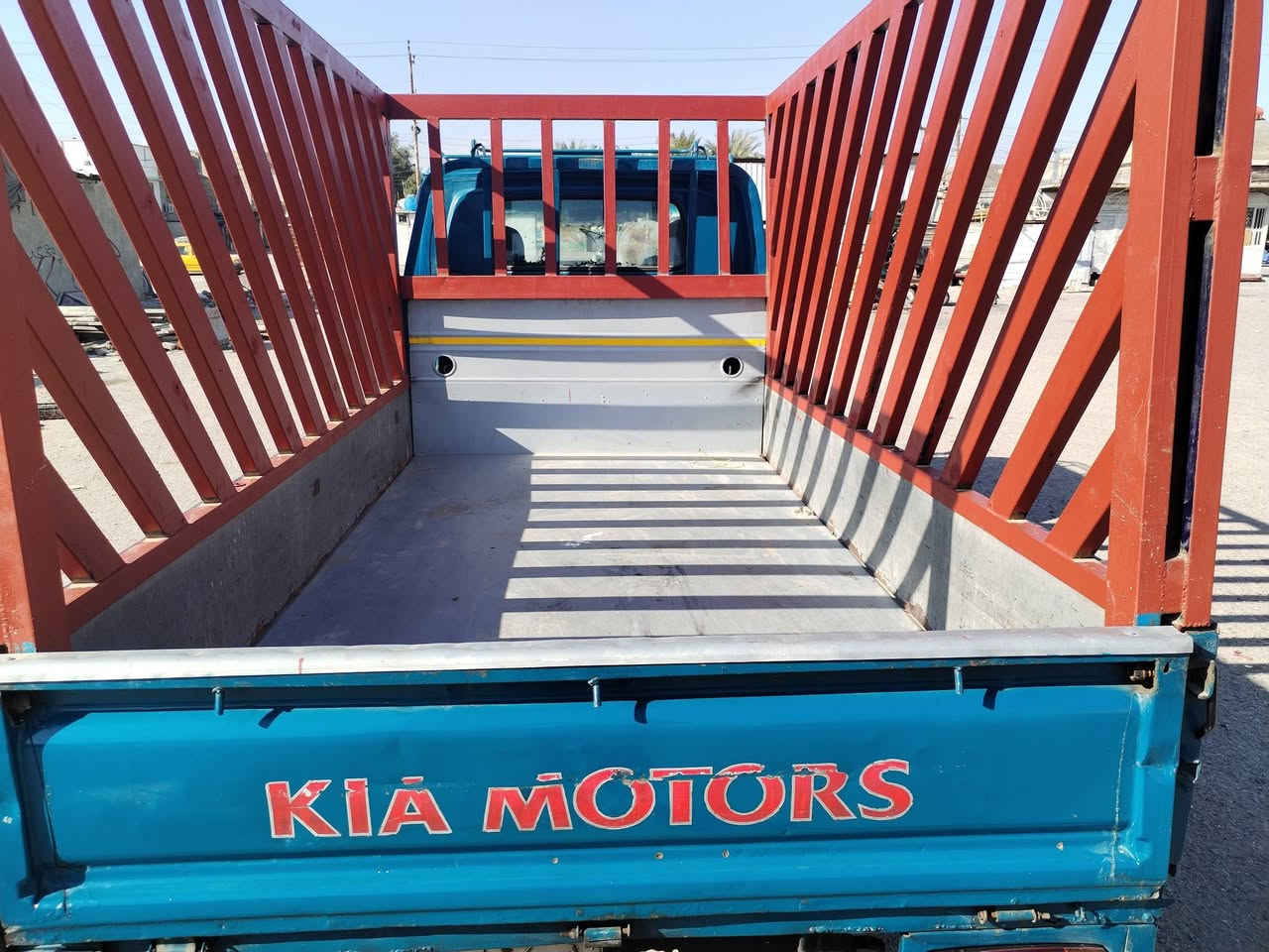 سلام عليكم للبيع فحل ام عيون موديل2001....الرقم بغداد الماني . ..مكينه  لا صرف ولابخار تخم تاير جديد.كهربائيات كله شغاله.مكاني بغداد .السعر ..83 ورقه ......  تحويل مباشر
📞الرقم *********** .غير متواجد عل النت
