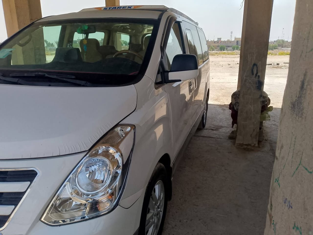 السلام عليكم
متاح 2017 مفتوح الشكل الجديد كفاله ماعده جاملغ الامامي تبديل بدون ضربه و كد شبر اثر شخط ومصلحينه مثل ماموضح بالصوره فقط والباقي كفاله عامه من الشخط  مكينه كير حداديه تخم تاير دوشمه سفريه تغليف تنته مااذب عليه الف رقم بغداد دولي مداور ثاني يوم مصفره من كلشي السعر 200 المو شراي لا يخابر ولا يراسل مراسله مااجاوب اتصل وبيك خير ودلل مكان السياره ذي قار 
الغراف الهاتف ***********
