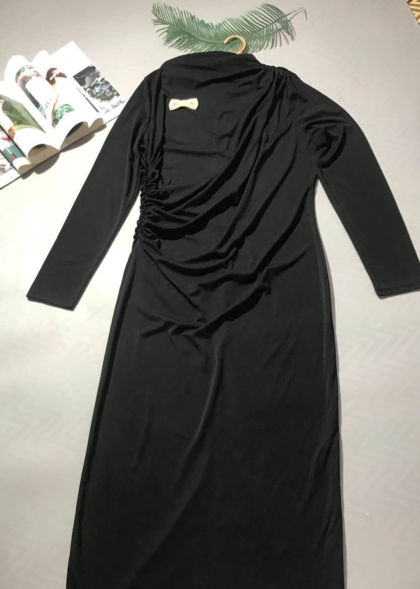 تفاصيل القطعة 🦢🫧
.
.
.
.
الخامة راقية ماركه ليكرا ناعم  سواد فاحم
القياس /٣٨/٤٠/٤٢
قطعة تم اختيارها بعناية لتناسبكم اغلبها ليبل مع ذالك يتم غسلها وتعقيمها 🪐
توصيل لكل محافظات العراق 5
📌مدة التوصيل يومين 
ممنوع الغاء الطلب بعد التثبيت لطفاً 
لاتبديل ولاترجيع الفحص امام مندوب 

📌تأكدوا من القياس لطفاً قبل الحجز (متوفر عدنه قياس بأستخدام فيتة ملابس وبالاشبار )
#اكسبلور #لايك #العراق #ملابس


**إذا كنت صاحب هذا الإعلان وتريد حذفه لأي سبب، رجاءا أرسل رسالة إلى الدعم الفني**