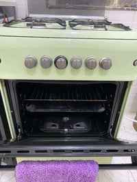 طباخ نضيف • شغال • كوت