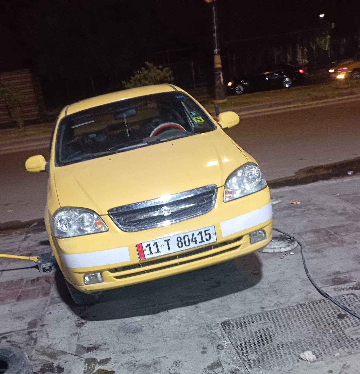 السلام عليكم إخواني..
شوفيرليت أوبترا (Chevrolet Optra) موديل 2012 للبيع أو المـراوس، سيارة كاملة مكملة مال كرف وشغل وجاهزة من كِله.
​تفاصيل السيارة:
​الموديل: 2012.
​الممشى (المسافة المقطوعة): 160 ألف كيلومتر حقيقي (ممشى قليل جداً بـ النسبة لموديلها).
​المحرك والـكير: بـ وضع ممتاز وعزم طيب، والسيارة نظيفة
​چويتر  صدر كامل امامي خلفي تايرات 4 جوينات مال راديتر جام امامي كله قبل يومين من سويته وكله جديد ونضيف
 التبريد شغال 
السيارة مامتعوبة بالشغل ابدا
​السيارة جاهزة للشراي السعر 64 وبي مجال بسيط للشراي


**إذا كنت صاحب هذا الإعلان وتريد حذفه لأي سبب، رجاءا أرسل رسالة إلى الدعم الفني**