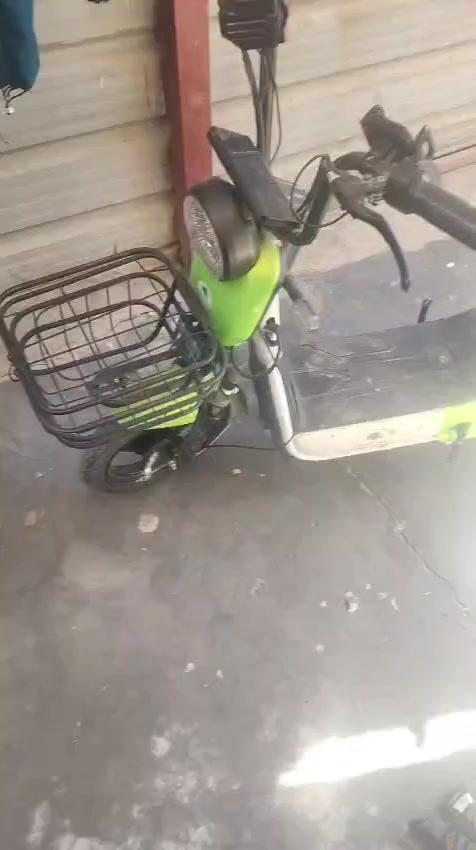 سلام عليكم مكلف بنشر دراجه البيع الفيديو كدامك   سعر 350 ***********
