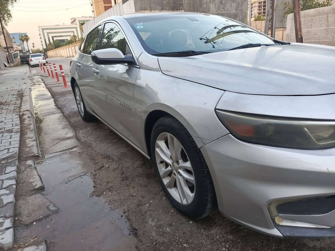 السلام عليكم 
للبيع شوفرليت ماليبو 2018 LT
محرك 1500 توربو
كير ATF
رقم بغداد بأسمي
سنوية جديدة ليحد 2031 هزة جديدة 
وارد امريكي الحادث خلفي 
البچم كبس 
صور الحادث مرفقة مع السونار 
المكان بغداد الكرادة 
السعر 88 
*********** للاستفسار
