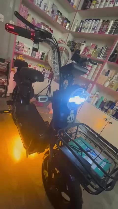 دراجه شحن فول مواصفات جديده بالجيس 🔥 
رقم واتس اب فقط ***********
