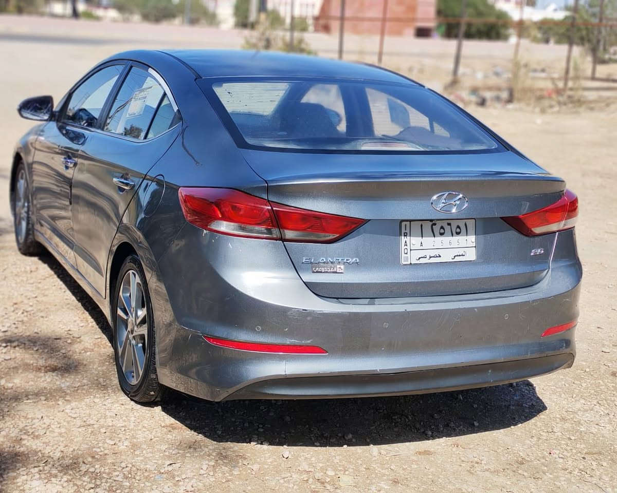 سلام عليكم النترا موديل 18 خليجي
رقم مثنى حره 

محرك 2000

فول مواصفات 

ضرر صبغ قطعيتن 

بنيد وباب خلفي 

السعر 127 

***********
