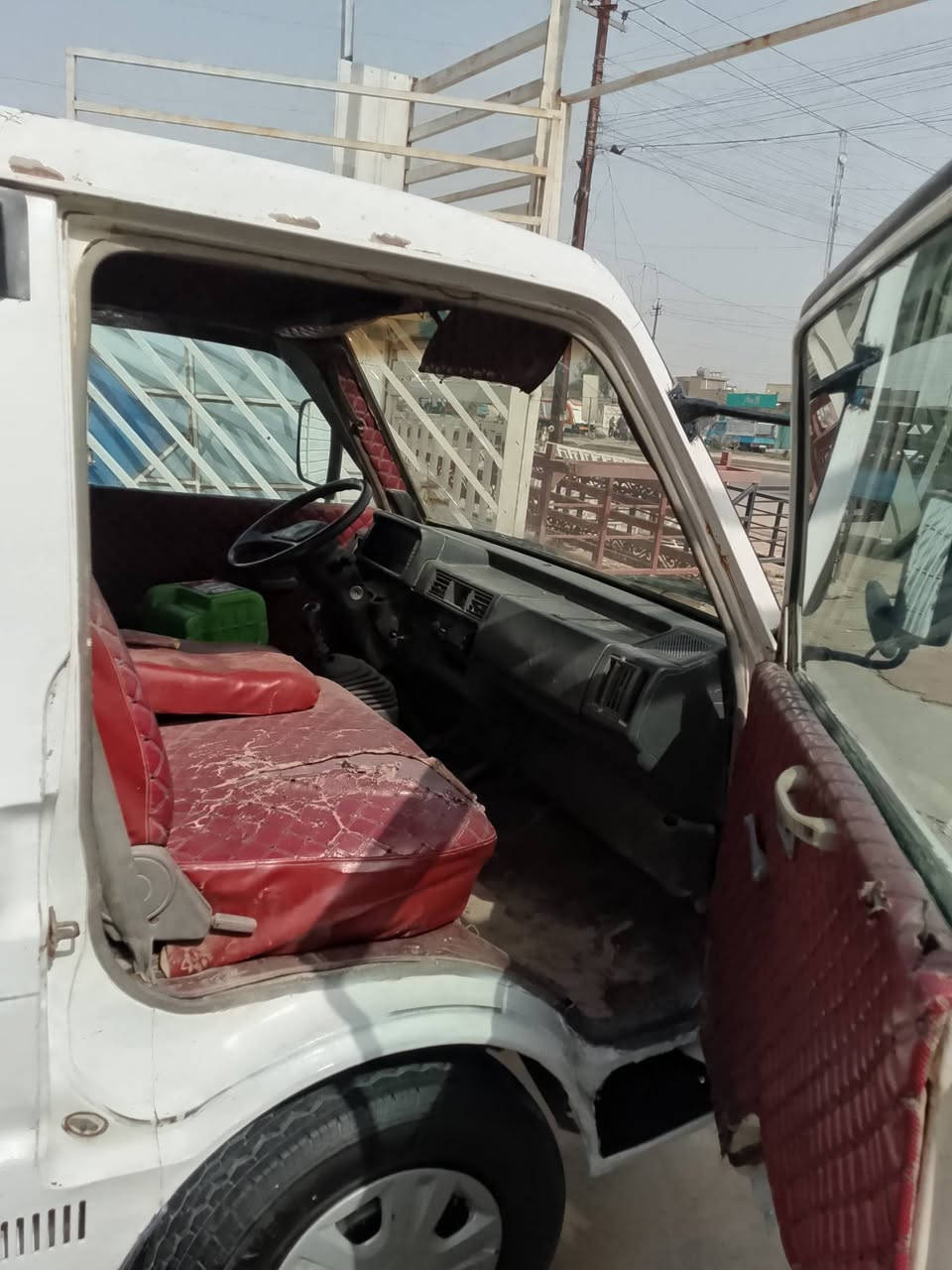 كي بنكو موديل 95 رقم ديالى نكليزي محرك كير اكسن جديد شاصي مكفول رقم شاصي شعار ومثبت  بل سنويه 7جنكال صدر جديد بكانه بغداد معامل باويه السعر 54 بيه مجال تخم تاير


**إذا كنت صاحب هذا الإعلان وتريد حذفه لأي سبب، رجاءا أرسل رسالة إلى الدعم الفني**