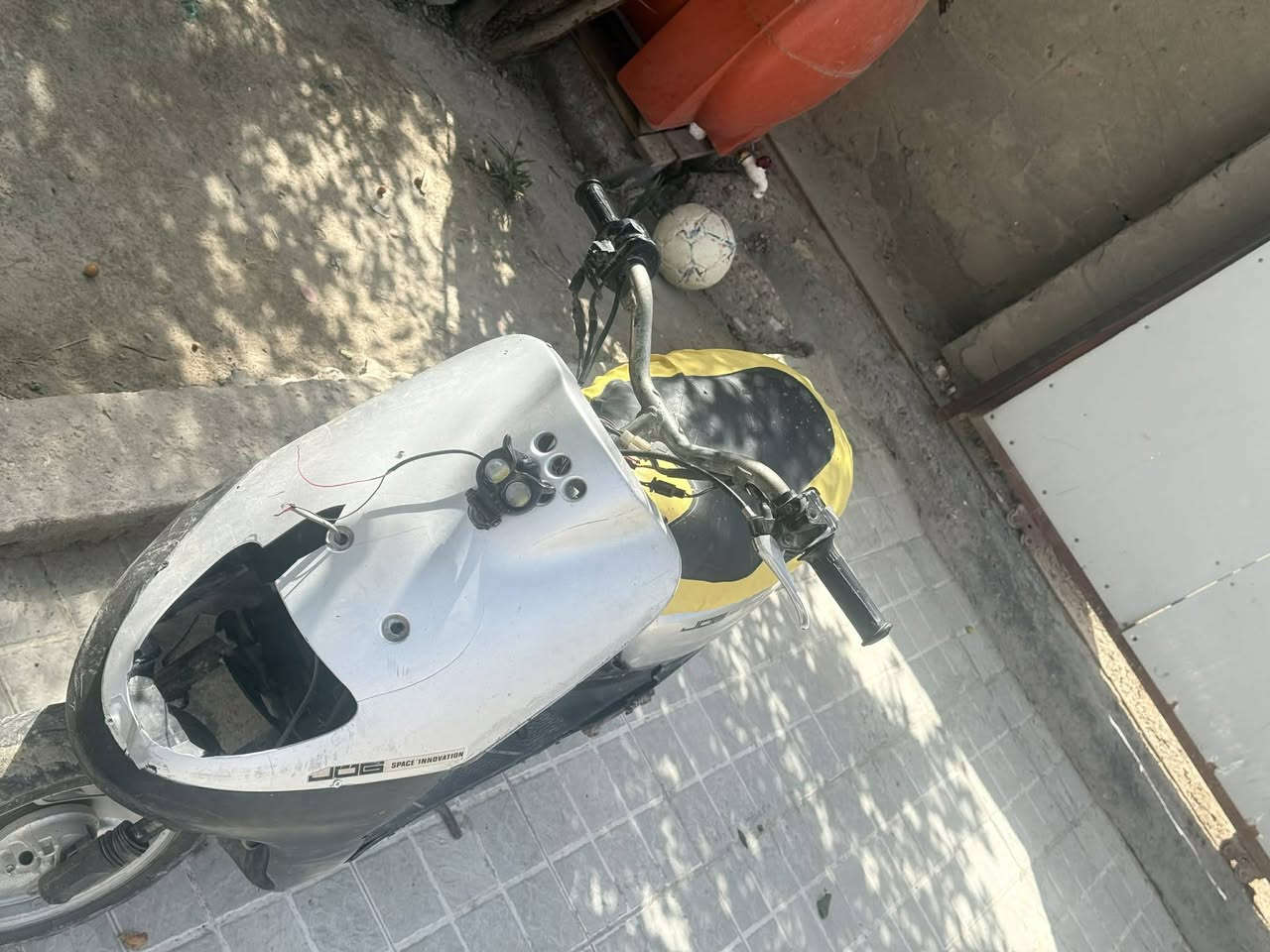 دراجه 60للبيع نضيفه وا حلوه سعر 150وا بيه مجال مكاني سوق شيوخ ناضم كرمت حسن الخاص مفتوح


**إذا كنت صاحب هذا الإعلان وتريد حذفه لأي سبب، رجاءا أرسل رسالة إلى الدعم الفني**