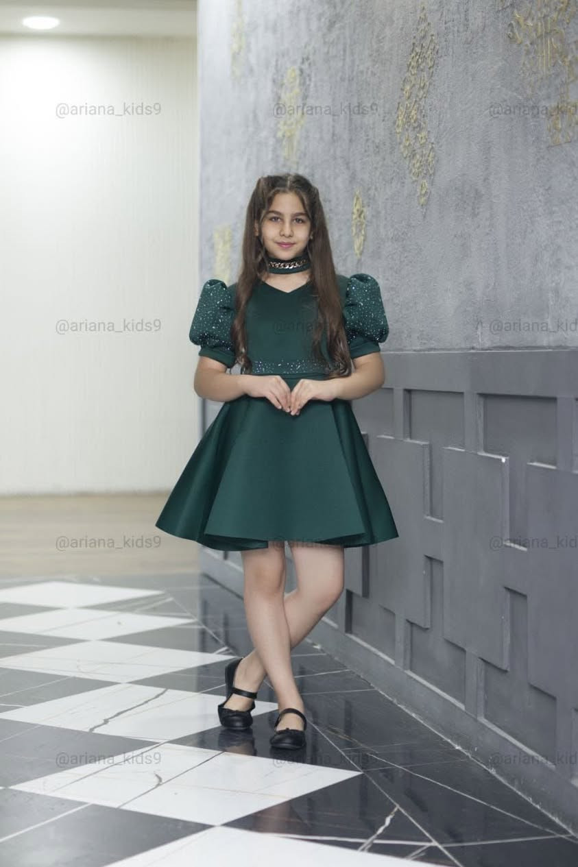 جملة فقط فقط
فستان بناتي راقي جدا
توصيل لكل العراق
الحجز والاستفسار ع خاص الصفحة او الواتس***********
