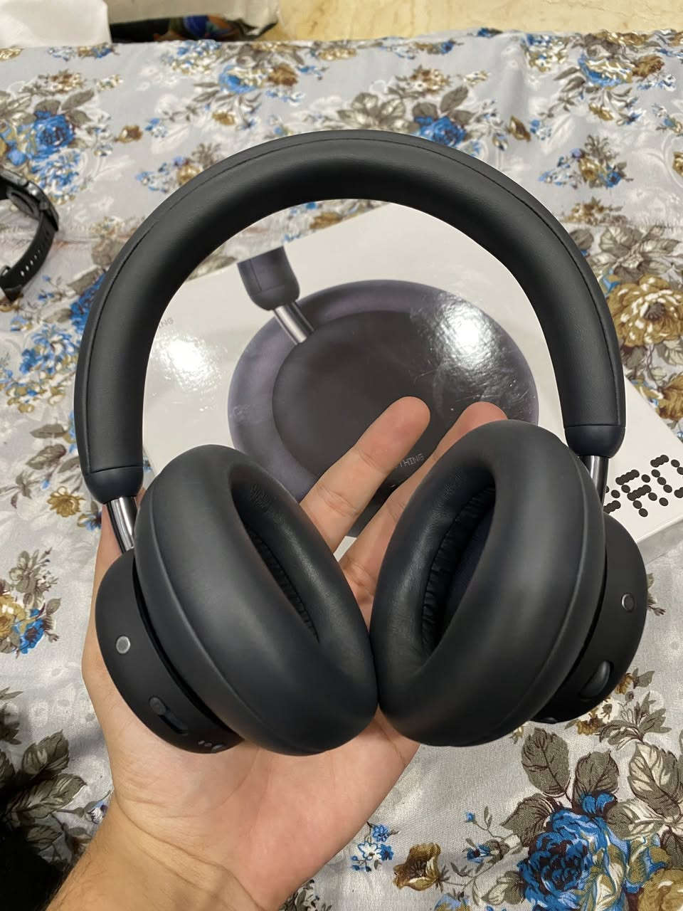 السلام عليكم سماعات  البرو cmf من نوثينك السماعات جديده ولا شخط بيها نظافتها 100% وشغاله فقط
 للبيع


**إذا كنت صاحب هذا الإعلان وتريد حذفه لأي سبب، رجاءا أرسل رسالة إلى الدعم الفني**