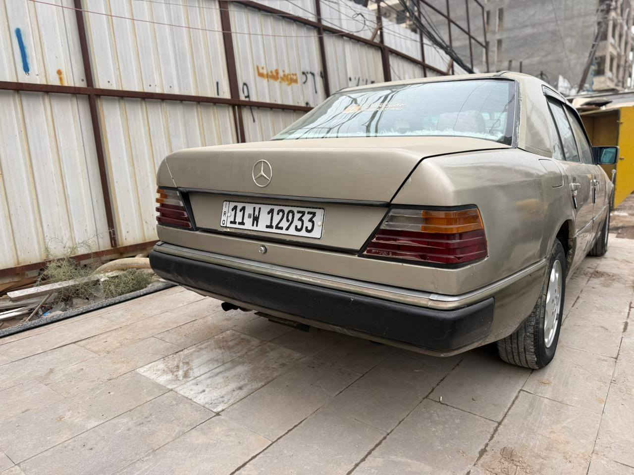 سلام عليكم
مارسدس دب مديل 89سنويه جديده هزه جديده 
سياره جاهزه خير. من الله. مراوس حسب القناعه 
سعر 43
رقم *********** مكان السياره ديالى ابي صيدا
