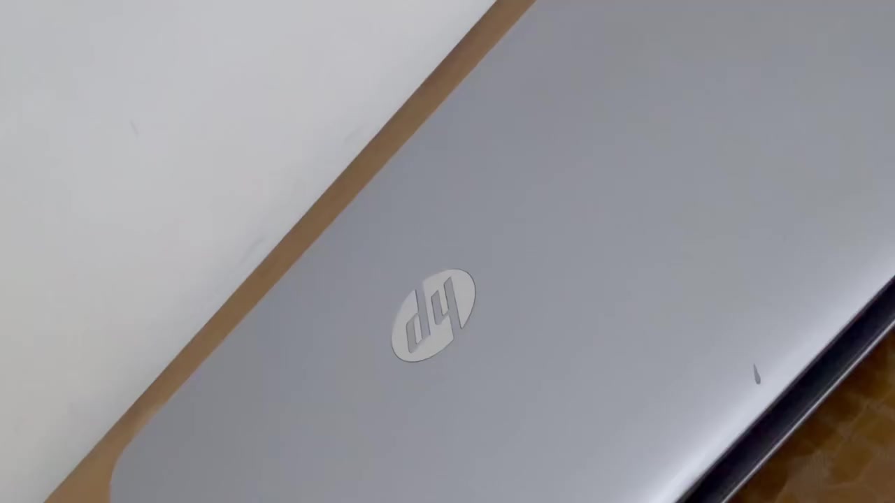 لابتوب hp للبيع مستخدم  قليل فول مواصفات هاي موصفات مالته بصور
سعر400 الف
مكان خانقين


**إذا كنت صاحب هذا الإعلان وتريد حذفه لأي سبب، رجاءا أرسل رسالة إلى الدعم الفني**