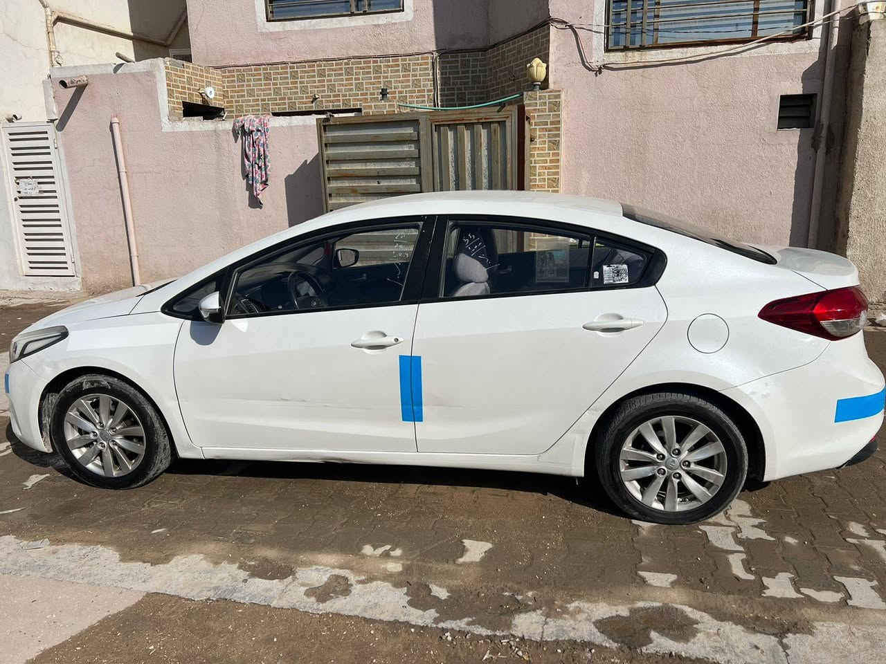 سيراتو ٢٠١٧
مواصفات نص فول 
تحكم ستيرين 
مثبت سرعه 
شاشه ايياد 
السياره كفاله ماعدا بارد بيه بصوب سايق مبين بل الصور 
كير ومحرك وحداديه تبريد كفاله 
العنوان النجف  حي القادسيه
ماشيه ٢٠٠ الف 
السعر ١٢٨
***********
