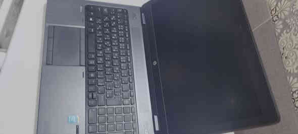 السلام عليكم
عندي hp zbook 15 g2
شرط نظافه و خالي من اي عطل
معالج i7 من جيل الرابع mq
رام 16
هارد ssd.m.2 256
كارت شاشة منفصل k2100m
2 كيكا 
بطارية جيدة شاحن اصلي
مكاني بغداد و سعر 325
و مانختلف ان شاء الله
وياهة ماوس و حقيبه
متواجد واتساب رقمي *********** ما ارد على التعليقات تحياتي
