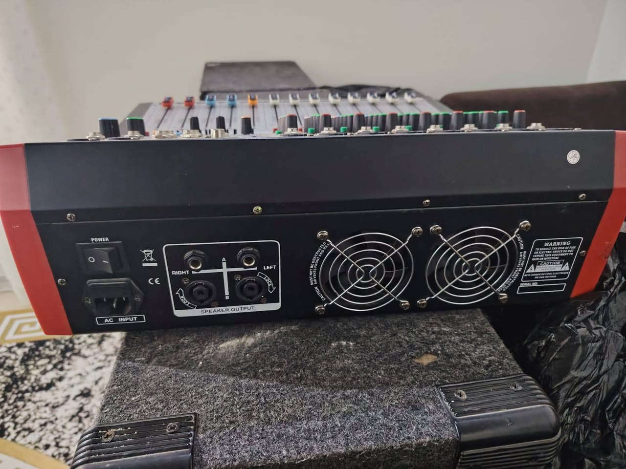 السلام عليكم
منضومة صوتية للبيع
مكسر مونتيربو السعر 375
سماعات زوجين لبتين سعر الزوج 300
مكان البصرة شط العرب
للاستفسار ***********
