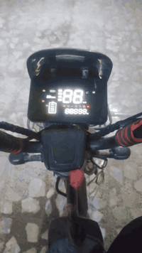 سلام عليكم ورحمه وبركاته دراجه شحن البيع الدراجة كاملة السرعة 99 بطاريات جديده الشاشة بلاتوث السعر 200بيهة مجال مكاني نجف الاشرف حي الرحمة التواصل وتساب***********
