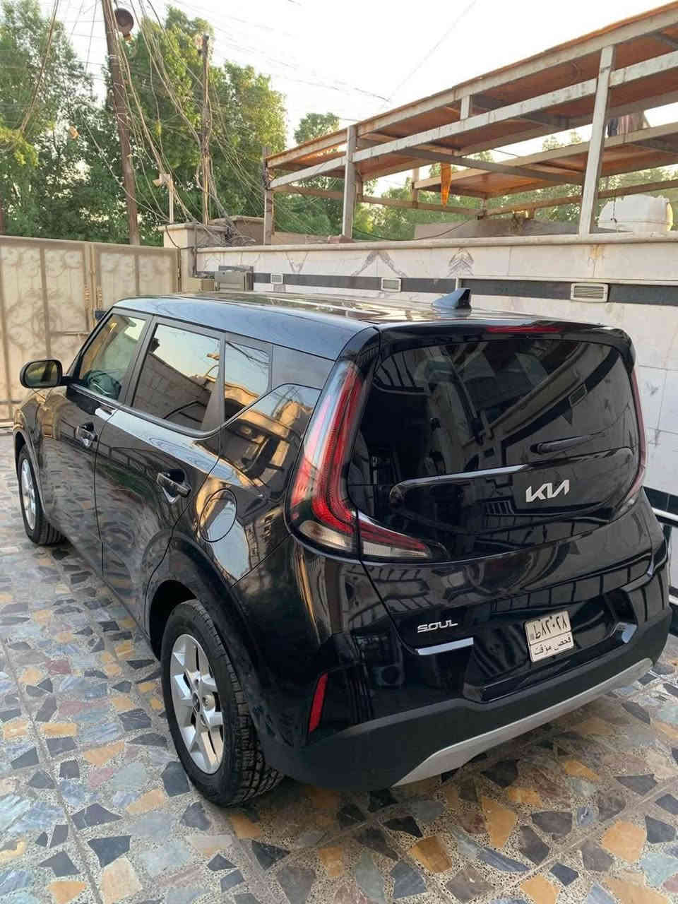 كيا صول موديل 2024
دخول جديد بدون رقم حادث كما موضح بالصور
تبديل باب الخلفي اليمنى وصبغ دواير الجاملغ الخلفي فقط 
بجم بلادي كبس سياره جديده واحلى من الصور تعمير درجه اولى مابيها نقص
 مكاني بغداد جديده الامين
السعر 138$ بيها مجال *********** بغداد, العراق
